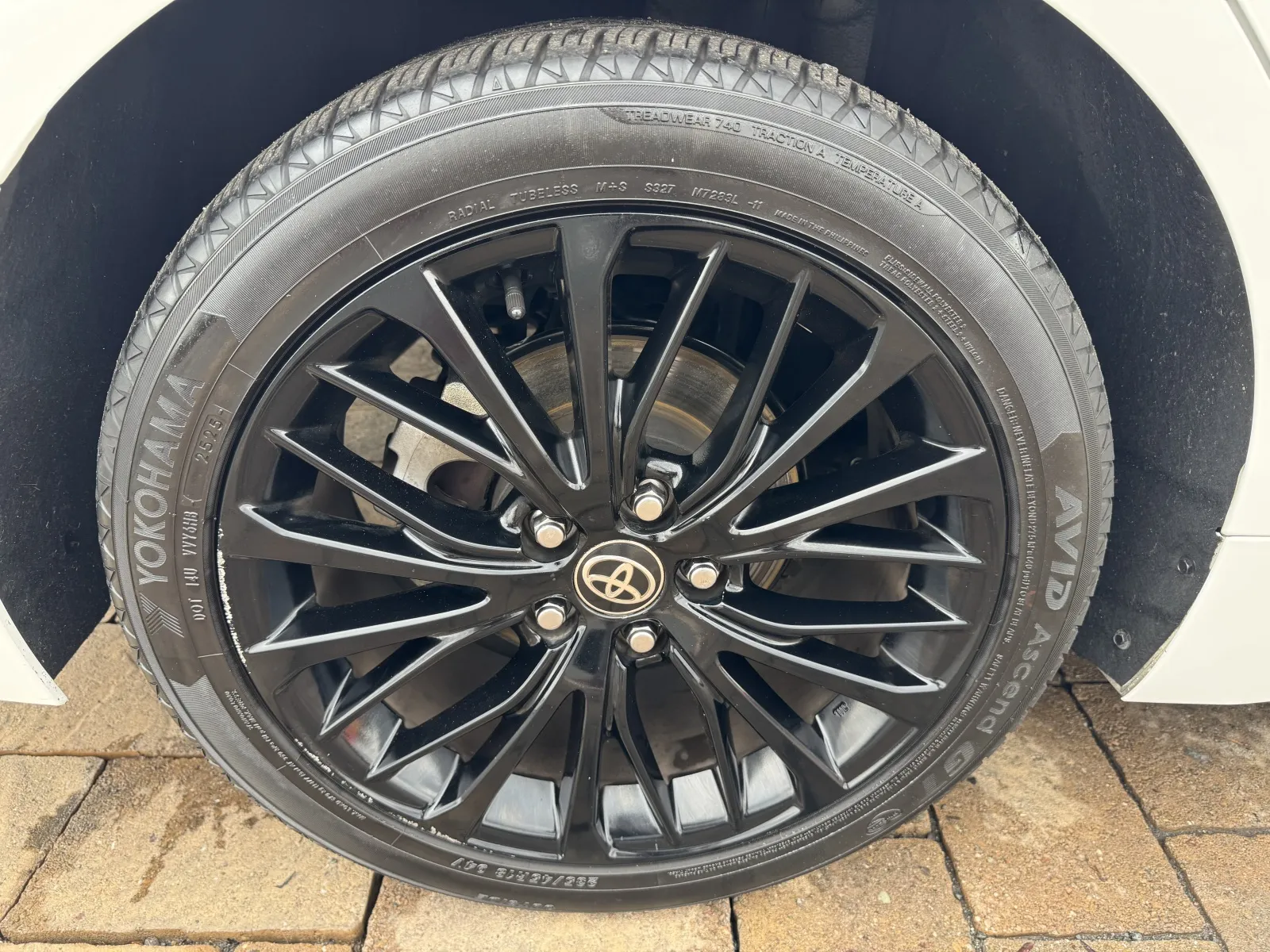 Toyota Camry photo 13