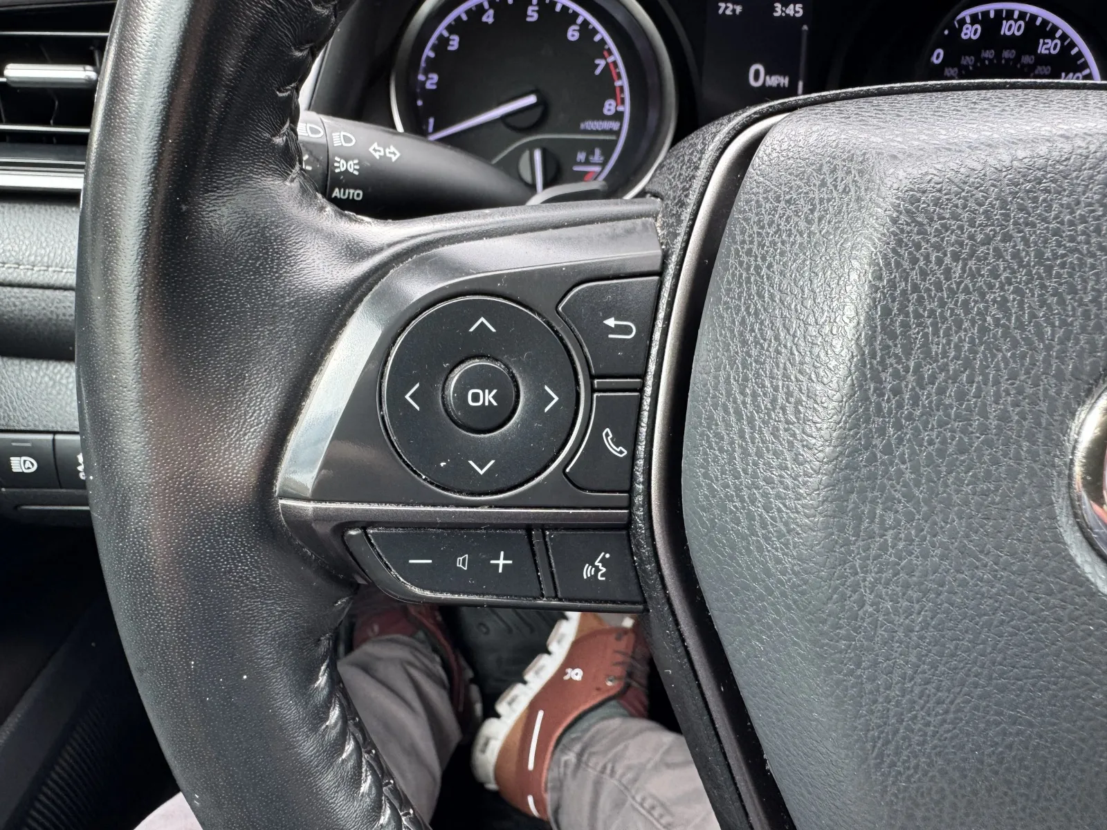 Toyota Camry photo 22