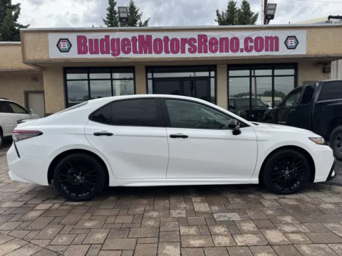 White 2021 Toyota Camry SE Nightshade for sale in Reno, NV