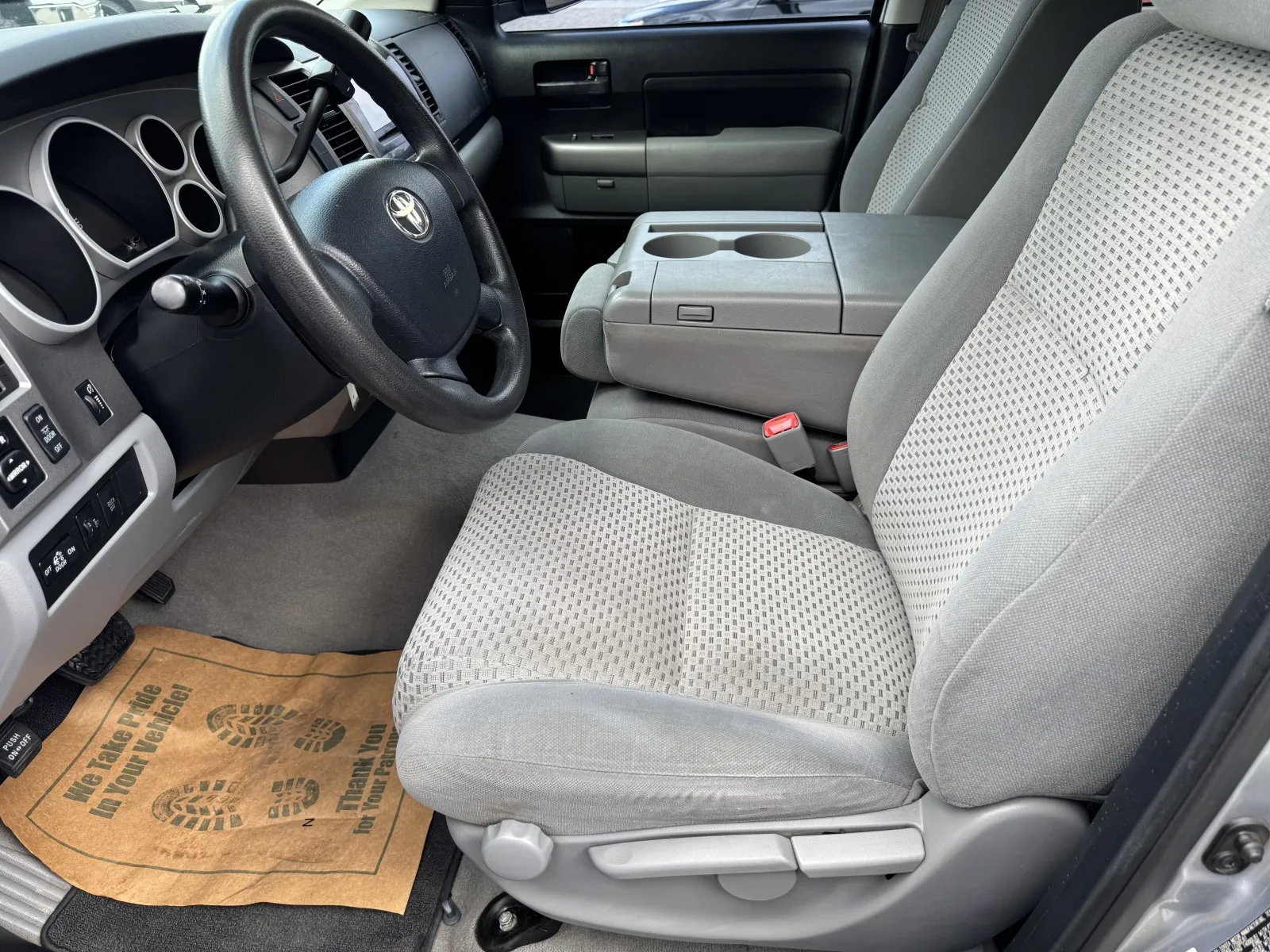 Toyota Tundra photo 20