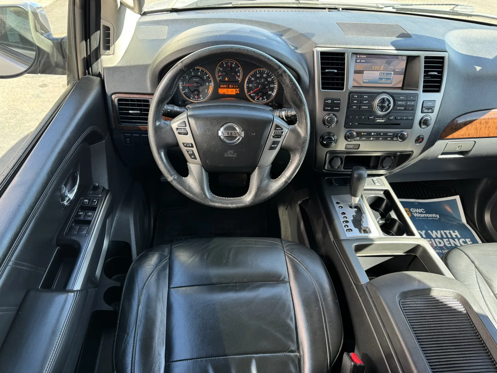 Nissan Armada photo 9