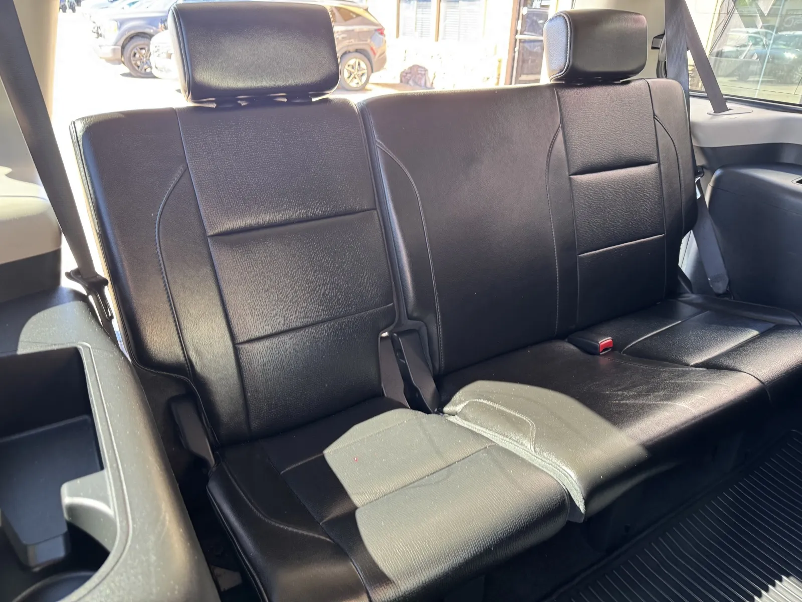 Nissan Armada photo 27