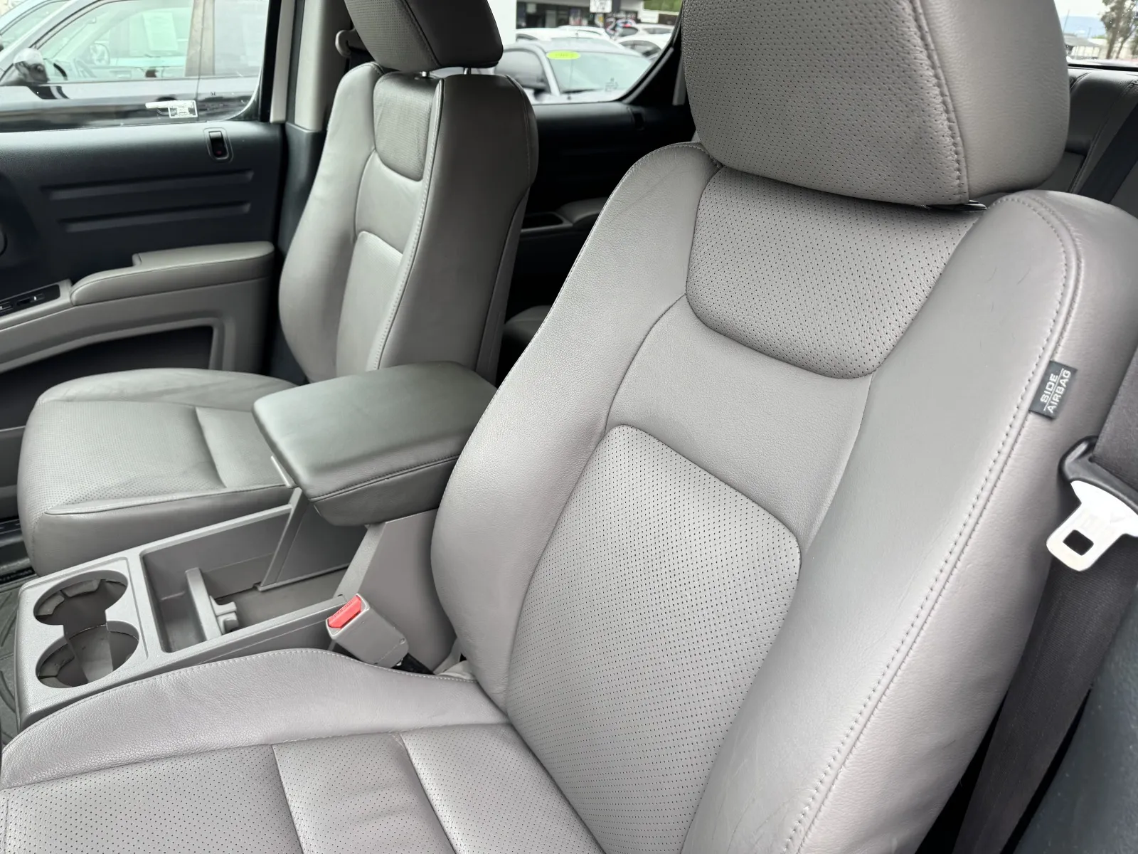 Honda Ridgeline photo 18