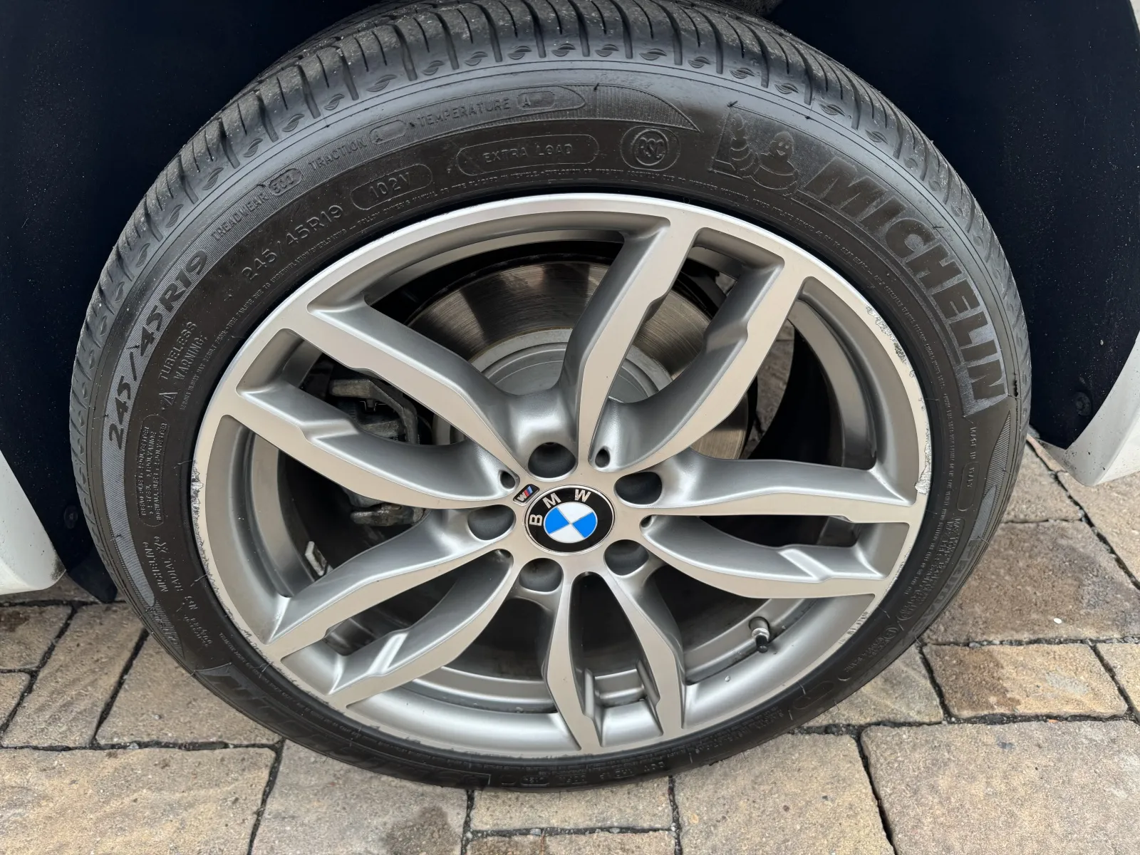 BMW X3 photo 11