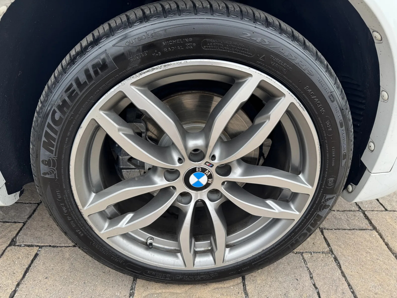 BMW X3 photo 7