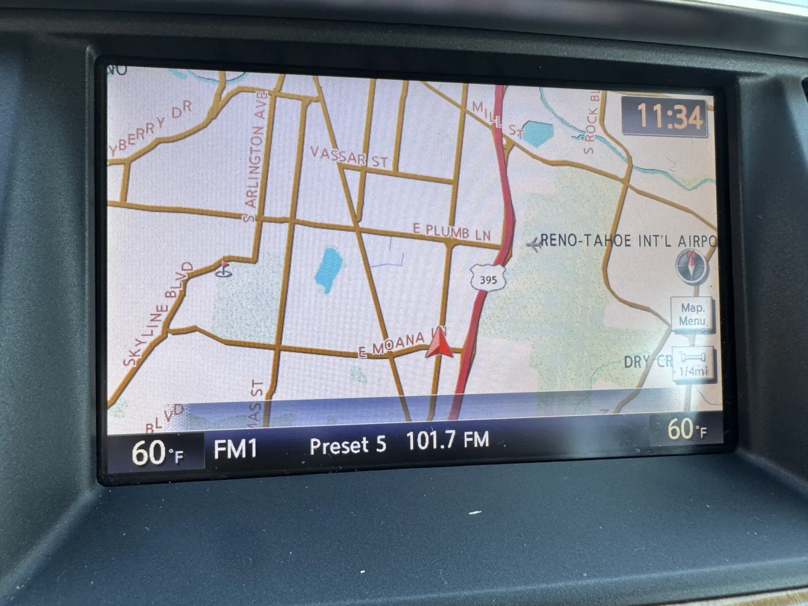 Infiniti QX56 photo 28