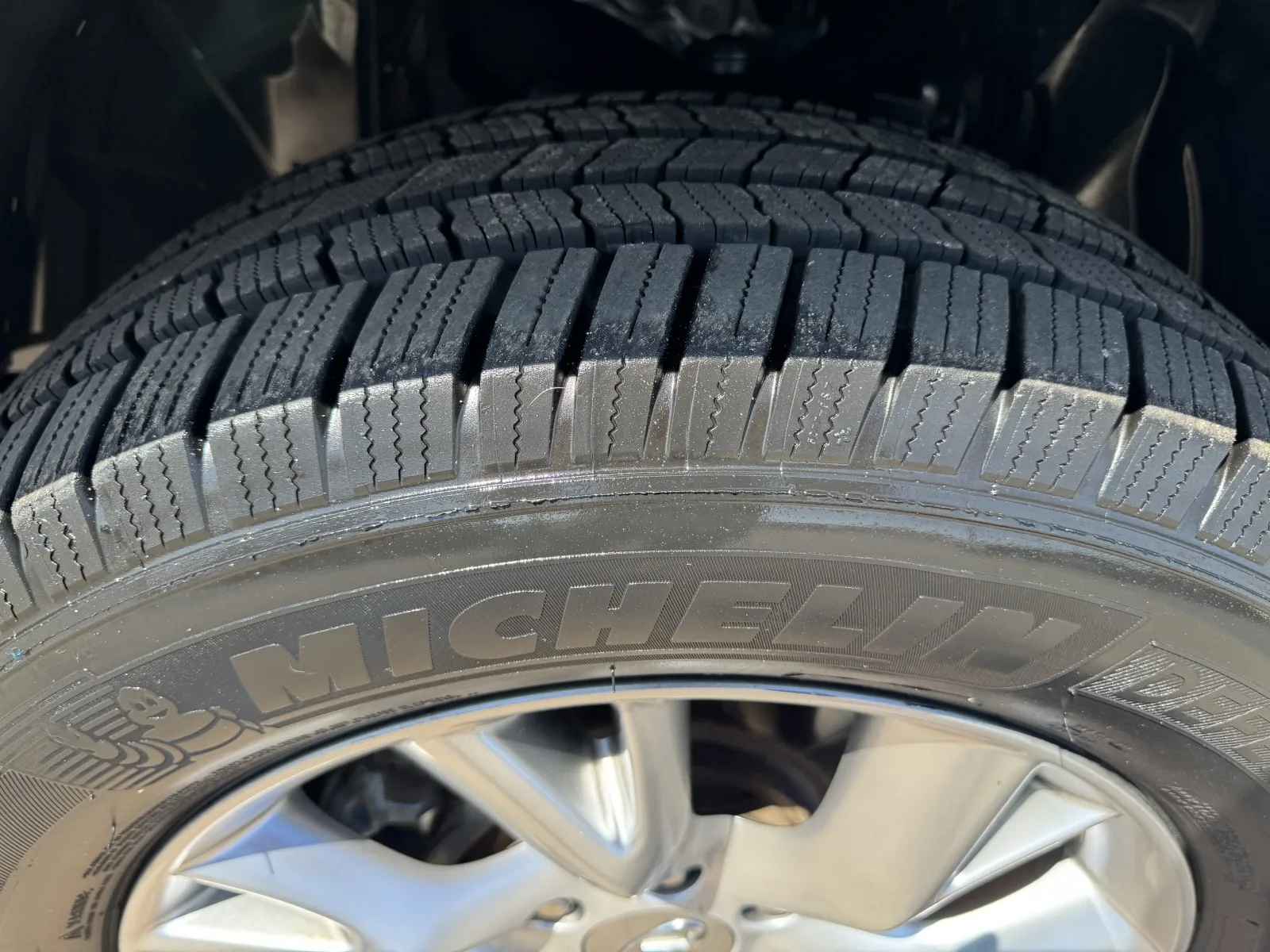 Infiniti QX56 photo 10