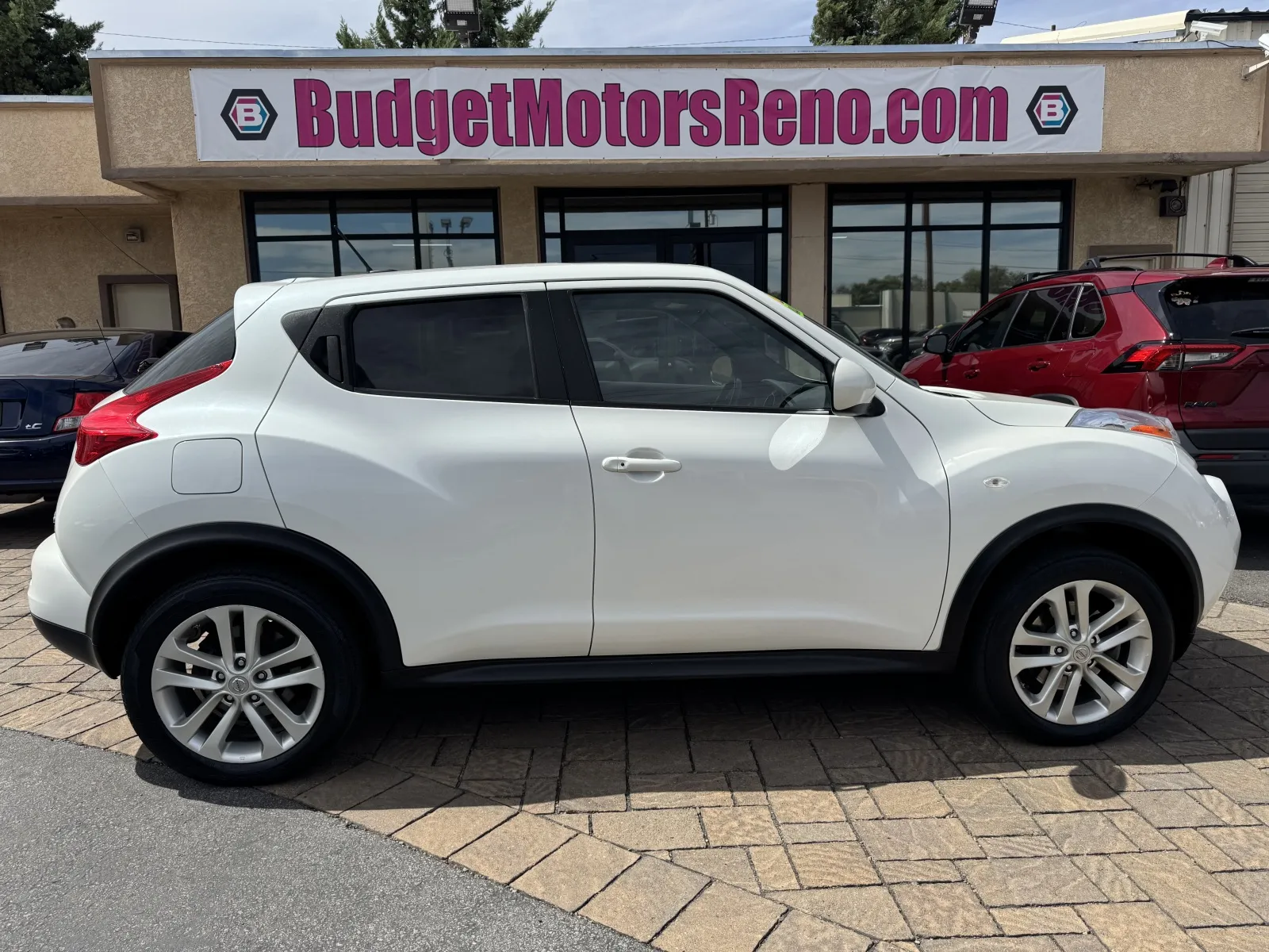 White 2013 Nissan JUKE SL for sale in Reno, NV