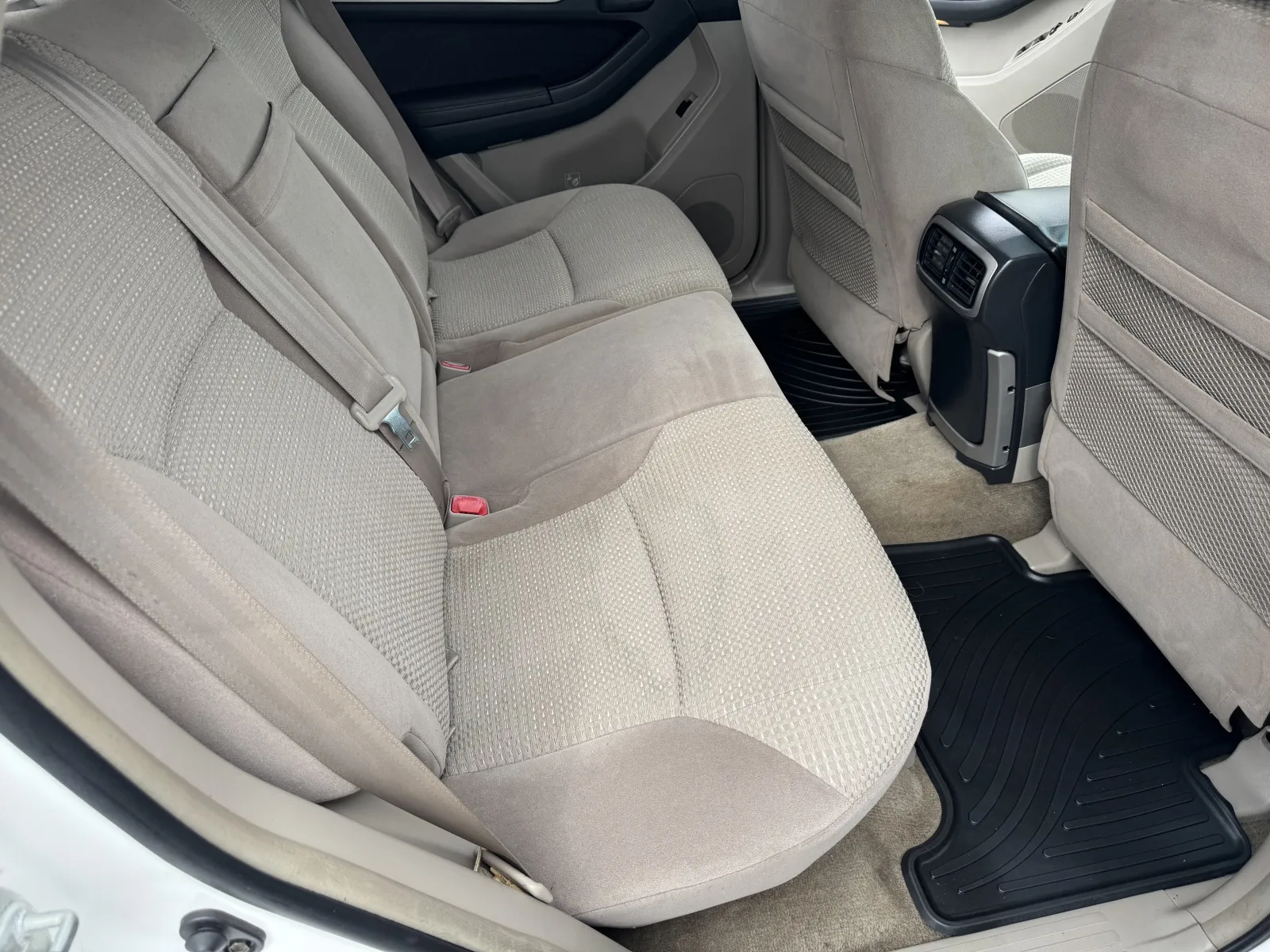 Toyota 4Runner photo 25