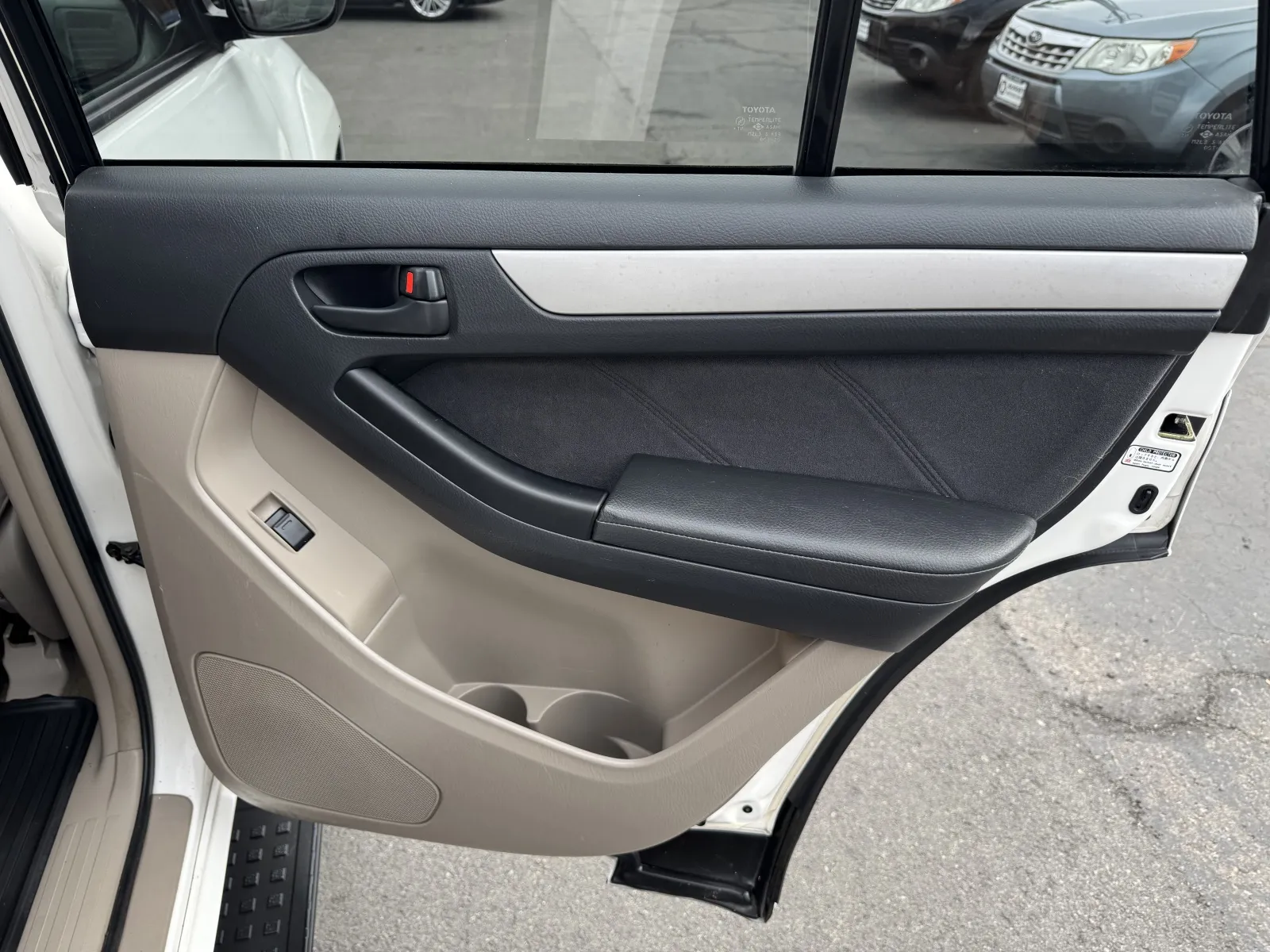 Toyota 4Runner photo 24