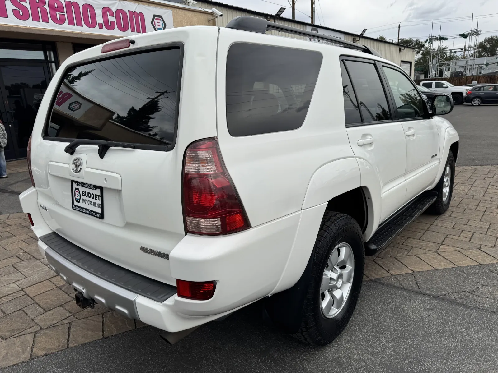 Toyota 4Runner photo 2