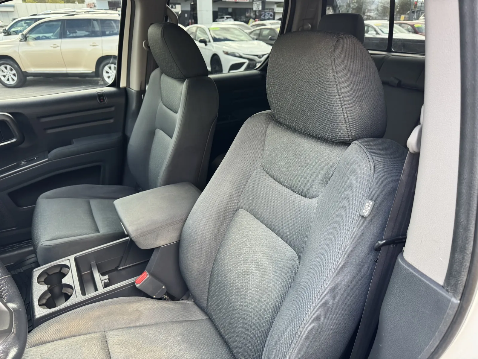 Honda Ridgeline photo 12