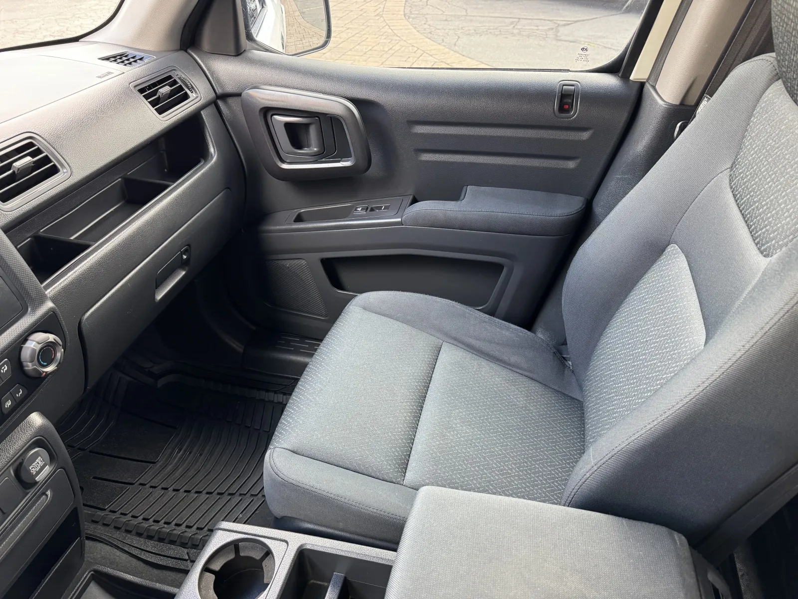 Honda Ridgeline photo 21
