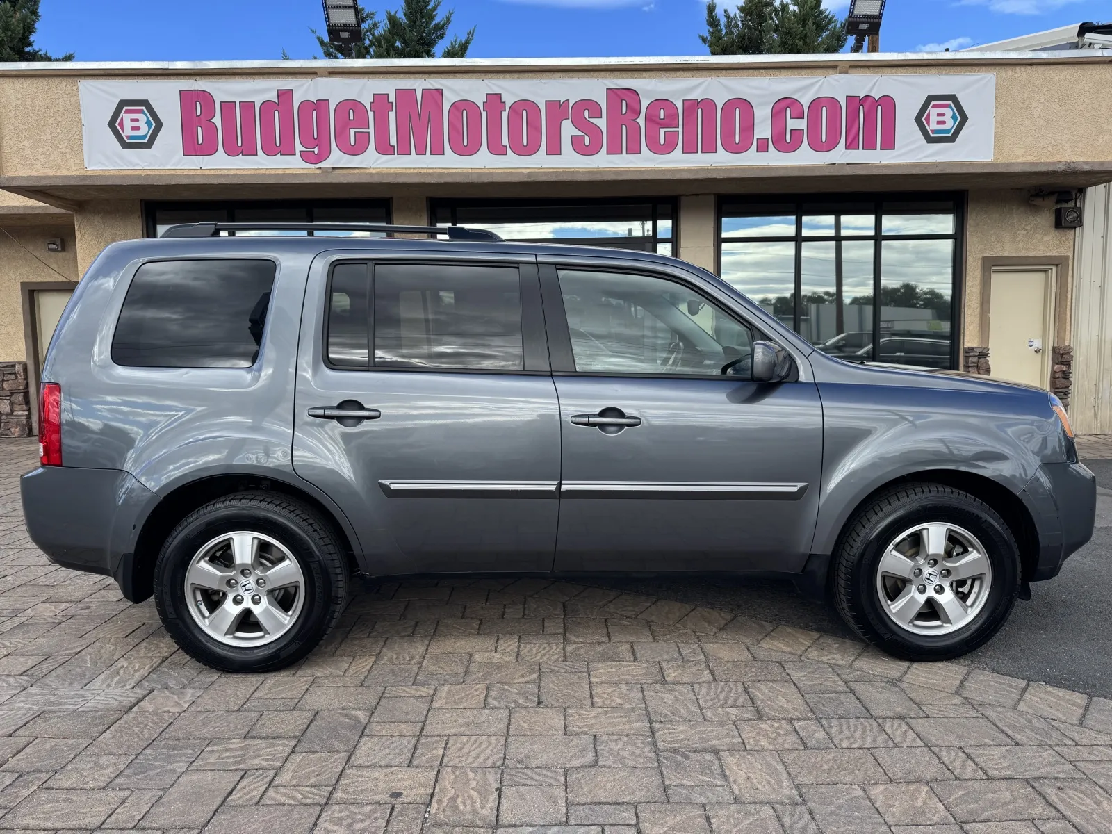 Gray 2011 Honda Pilot EX-L w/Navi for sale in Reno, NV
