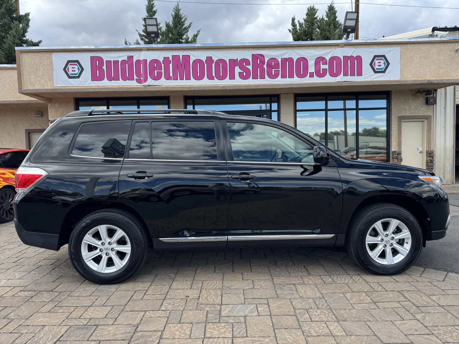 Black 2012 Toyota Highlander SE for sale in Reno, NV