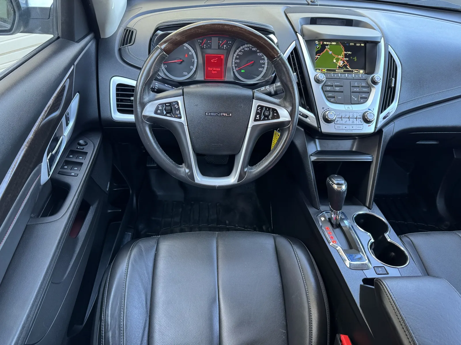 GMC Terrain photo 9