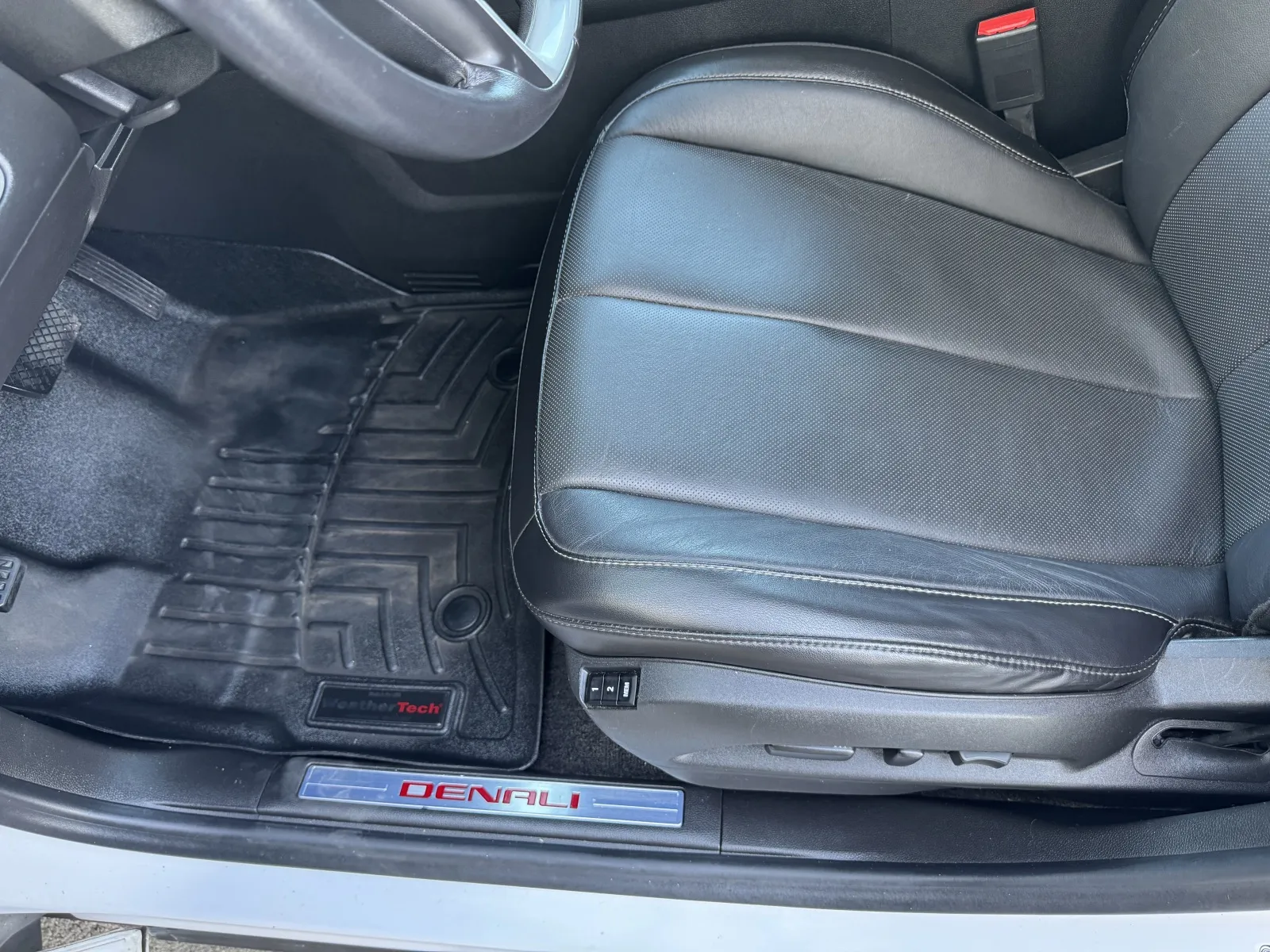 GMC Terrain photo 11
