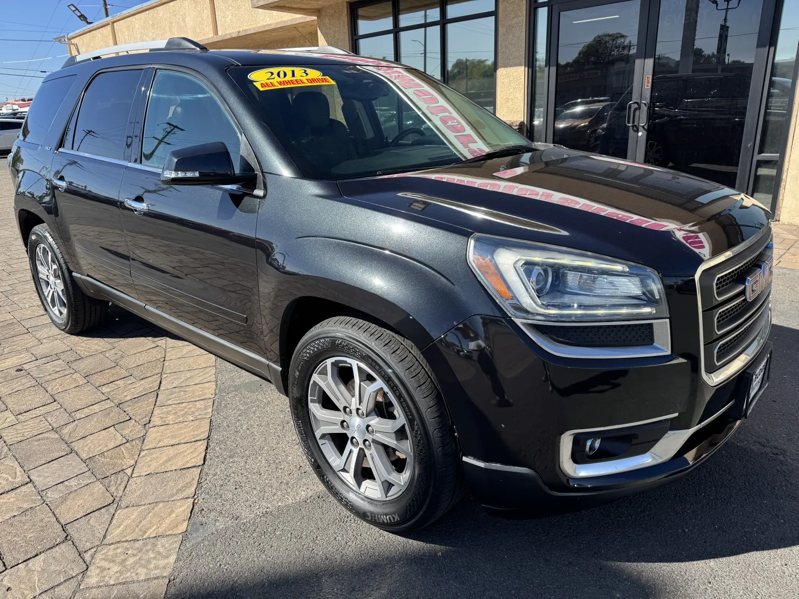 GMC Acadia photo 8