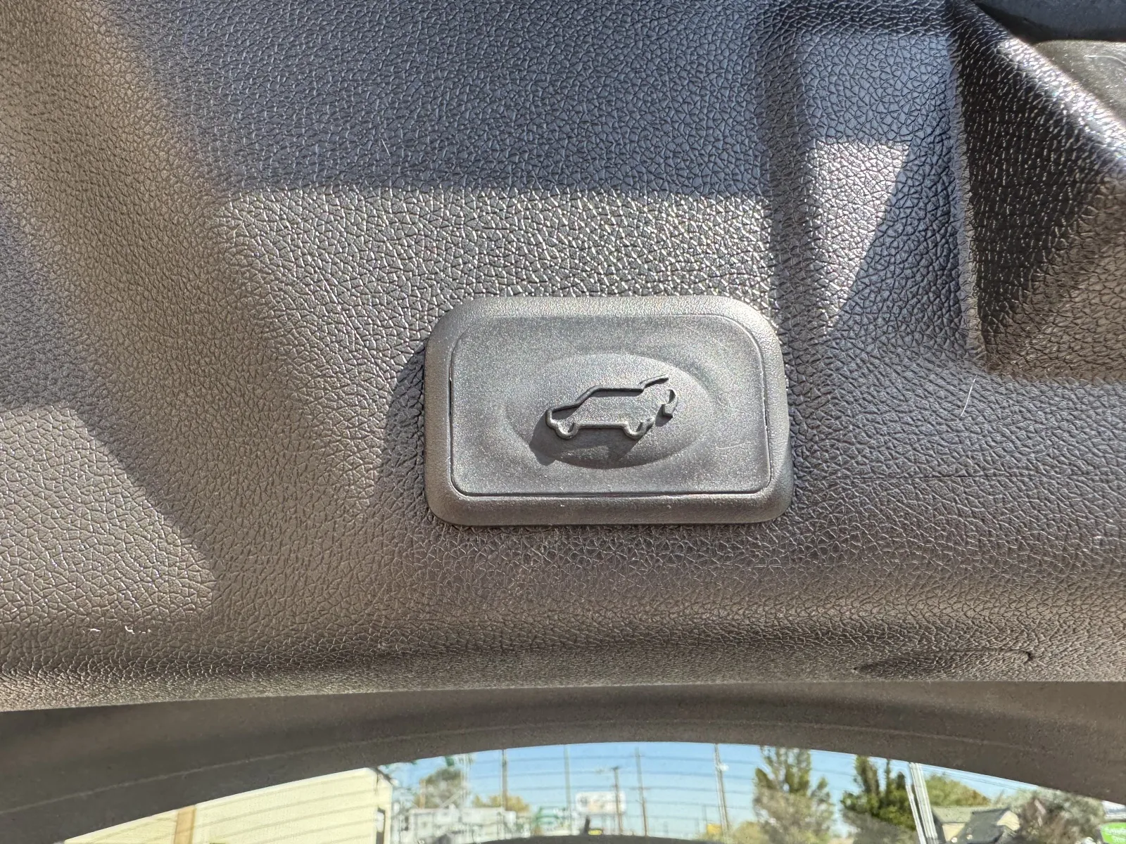 GMC Acadia photo 35