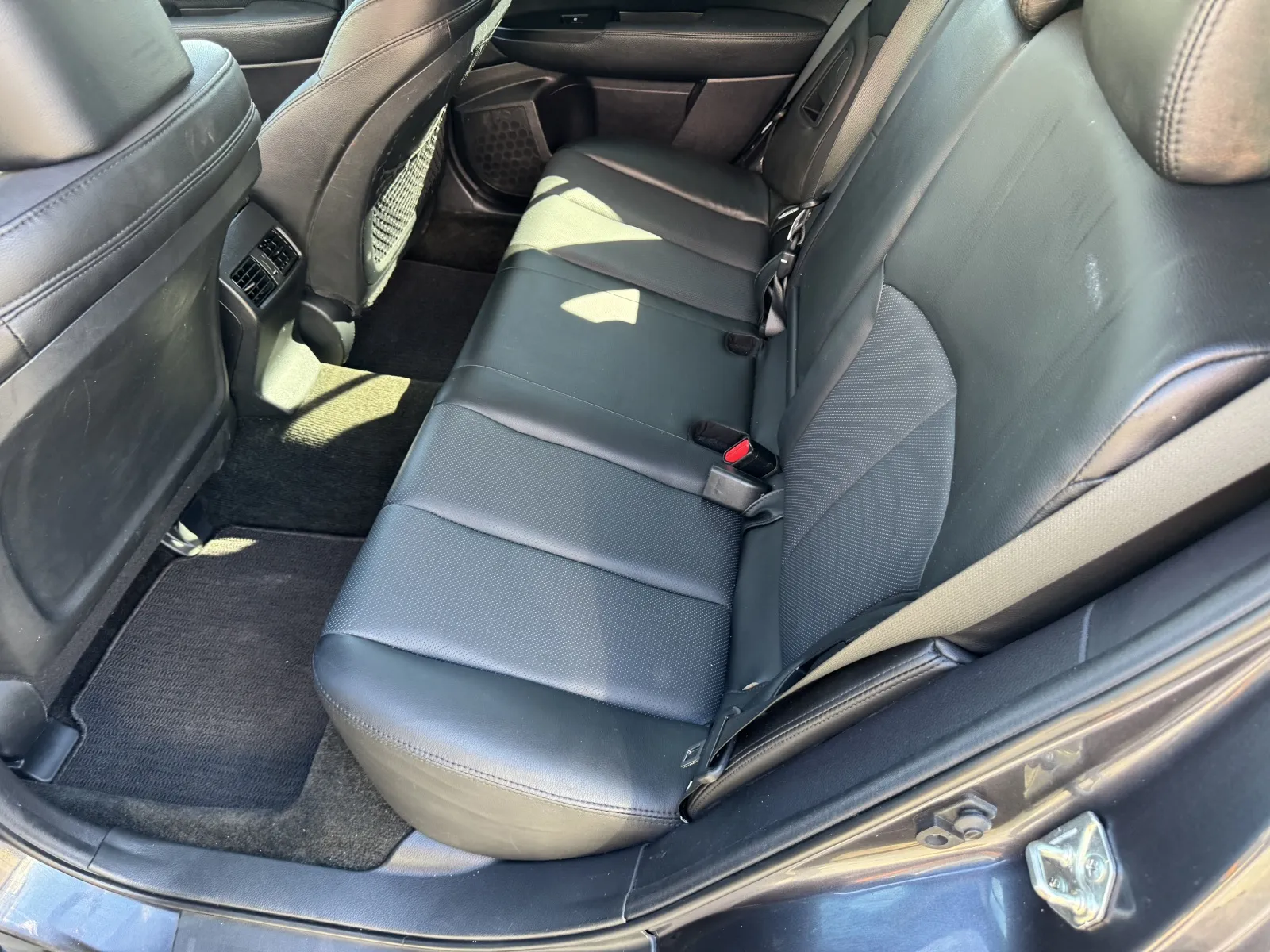 Subaru Outback photo 24