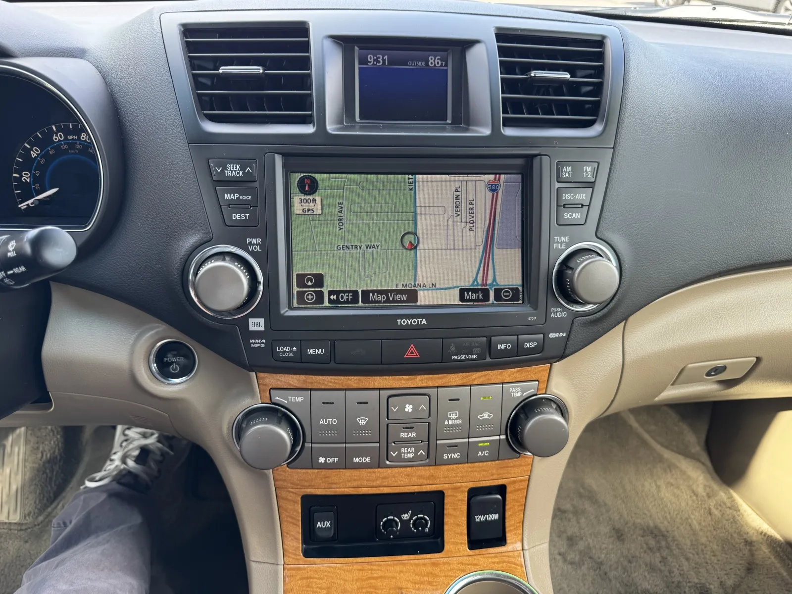 Toyota Highlander photo 27