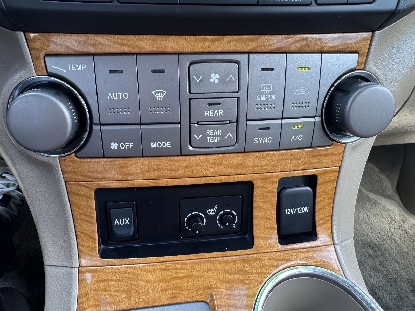 Toyota Highlander photo 30