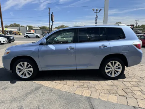 More photos of 2008 Toyota Highlander Hybrid Limited at Budget Motors, NV