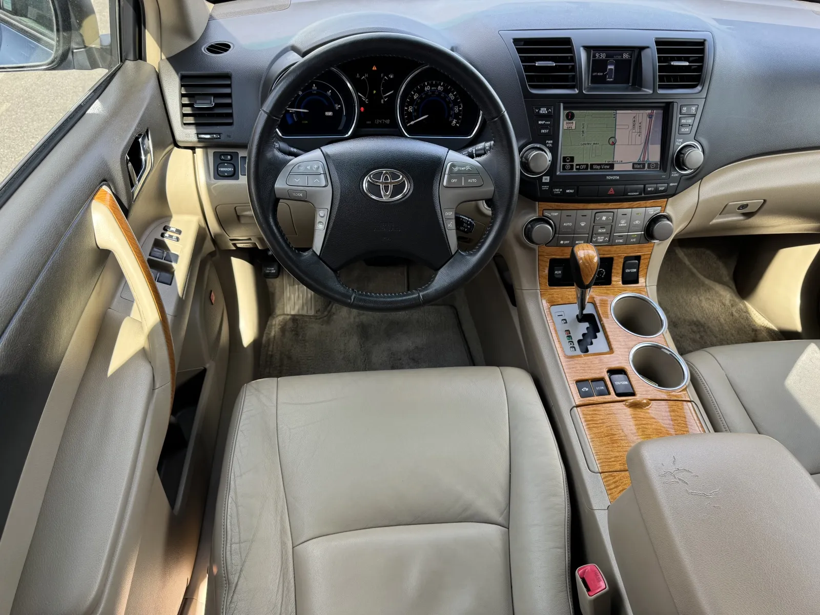 Toyota Highlander photo 17