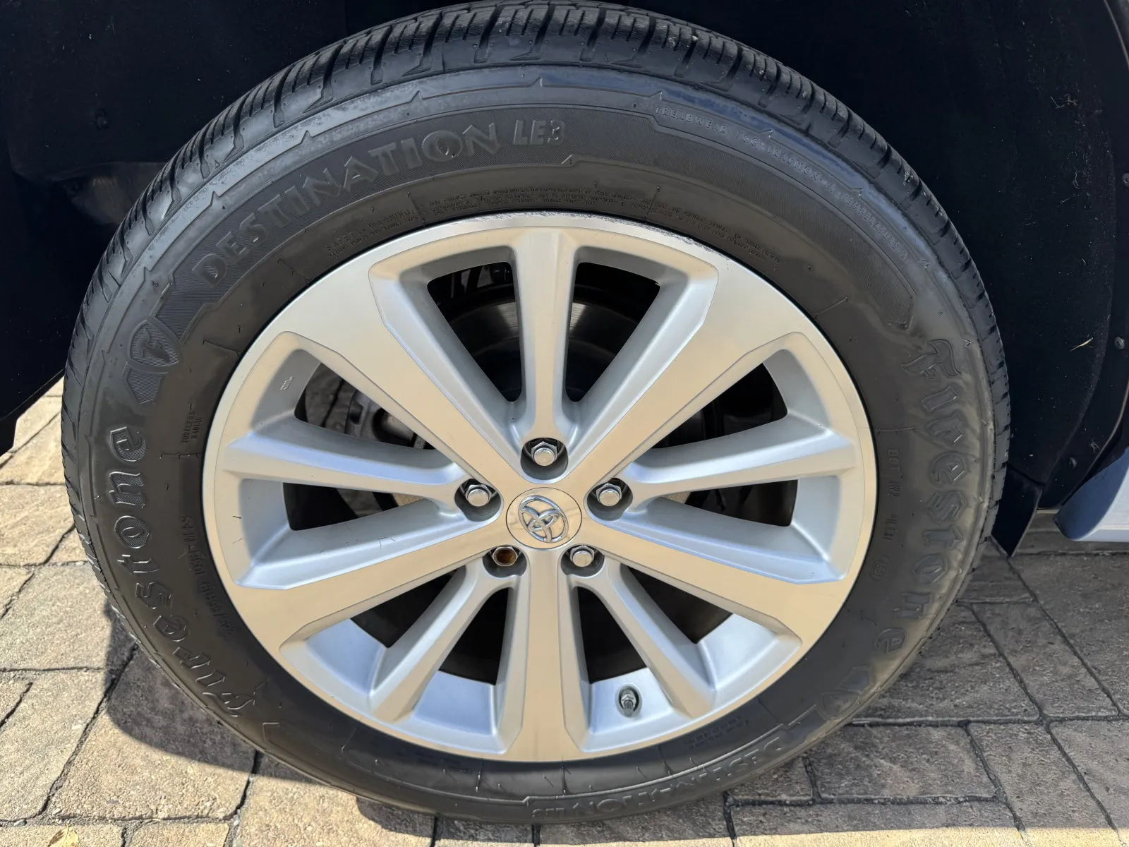 Toyota Highlander photo 11