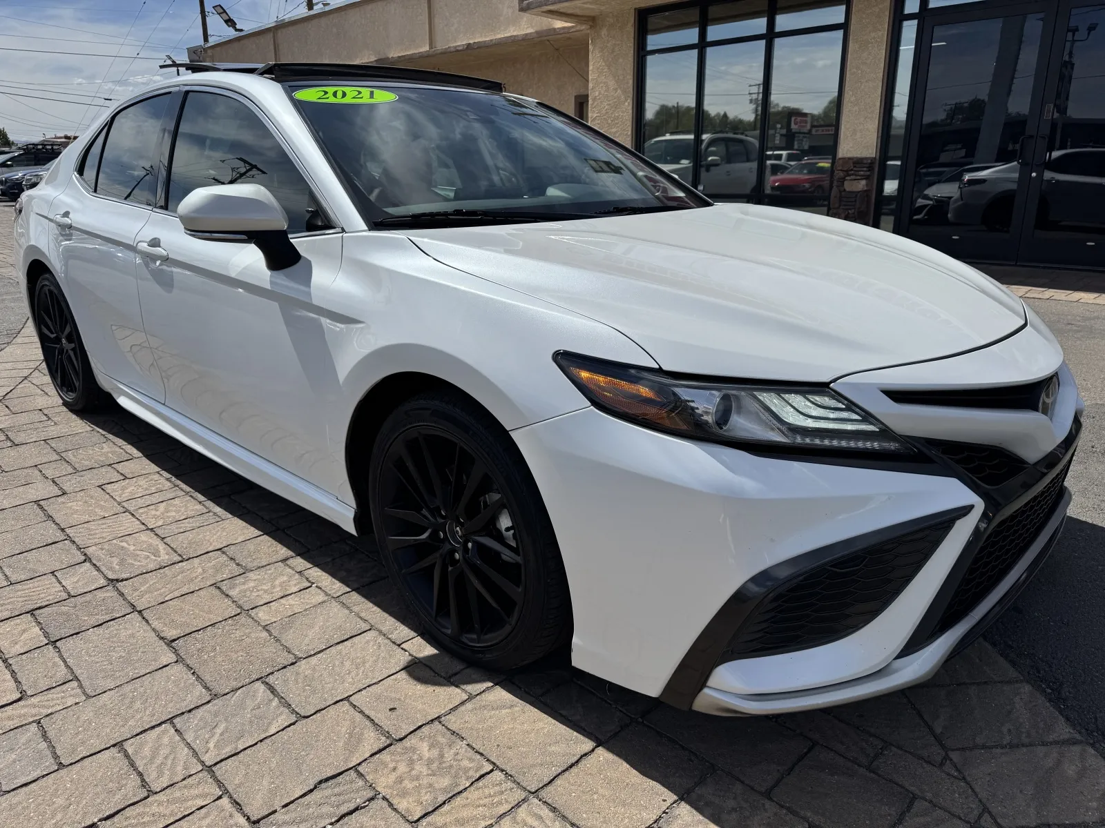 Toyota Camry photo 8