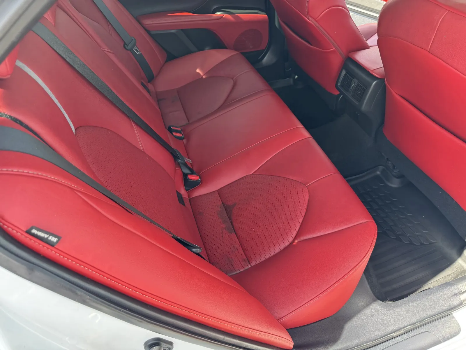Toyota Camry photo 30