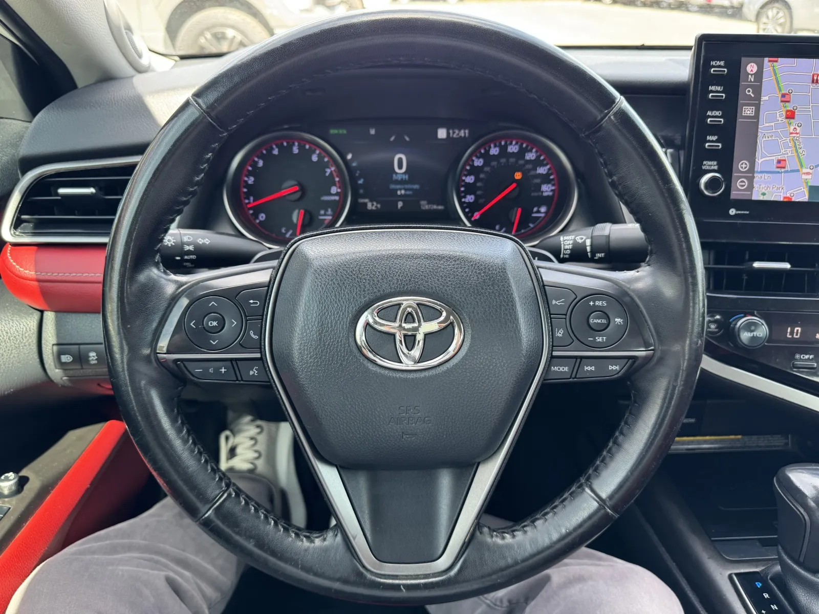 Toyota Camry photo 14