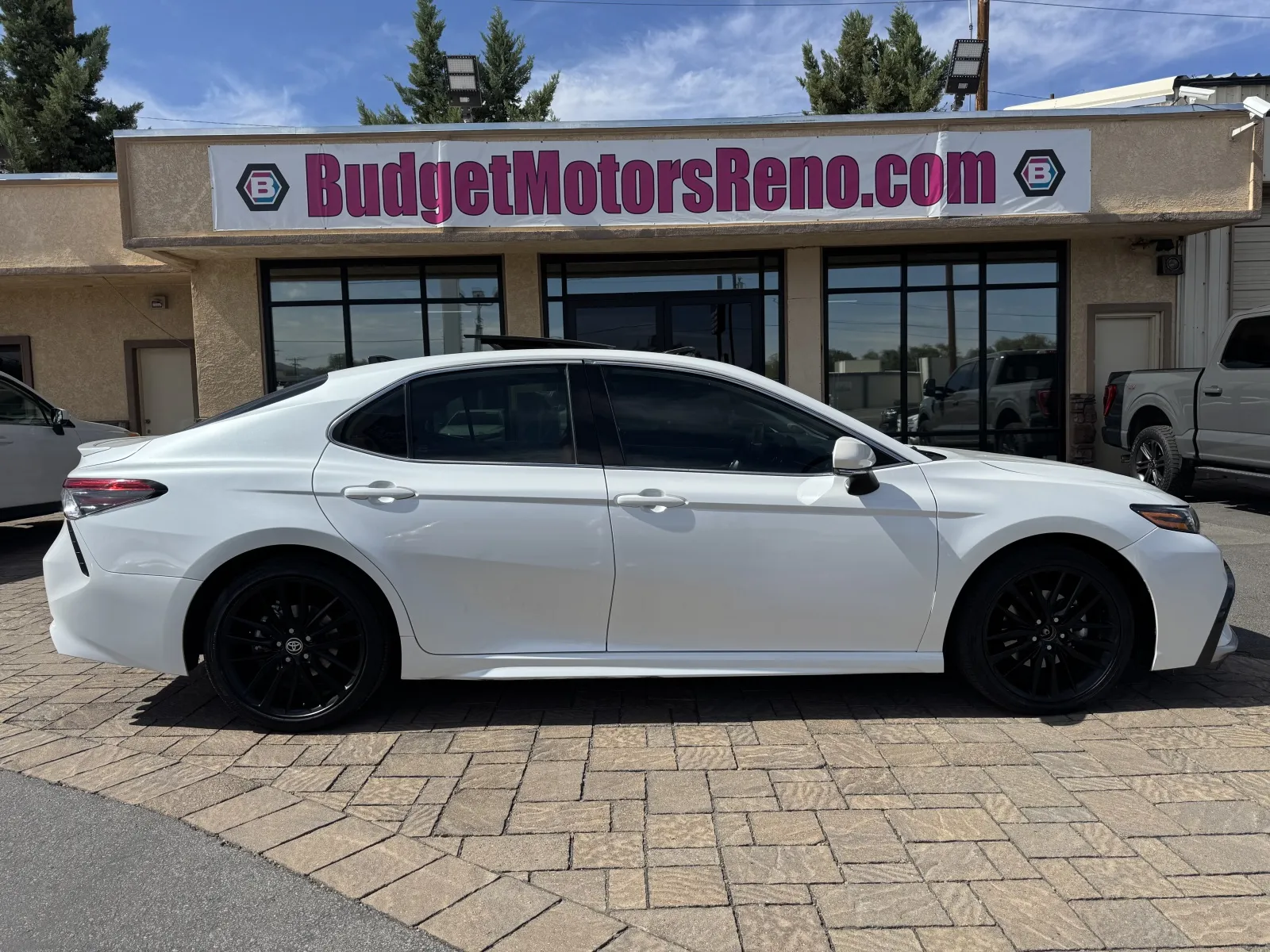 White 2021 Toyota Camry XSE for sale in Reno, NV