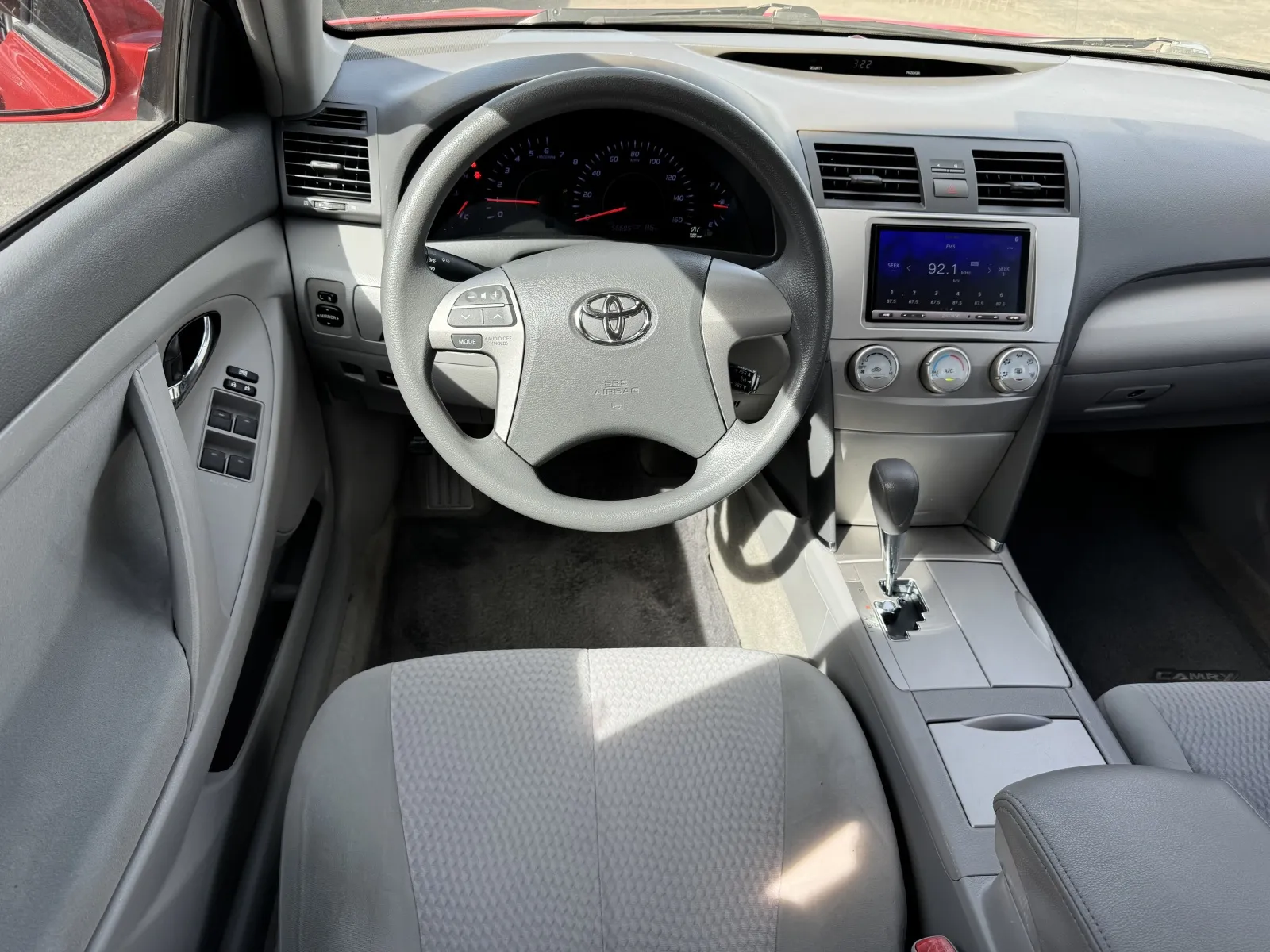 Toyota Camry photo 17