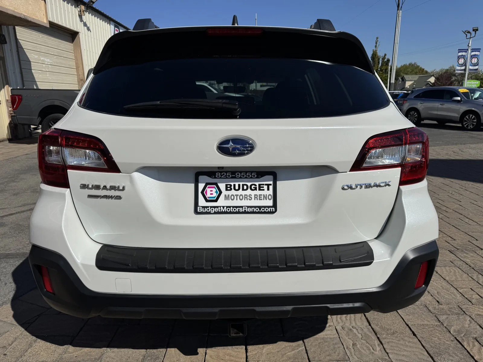 Subaru Outback photo 3