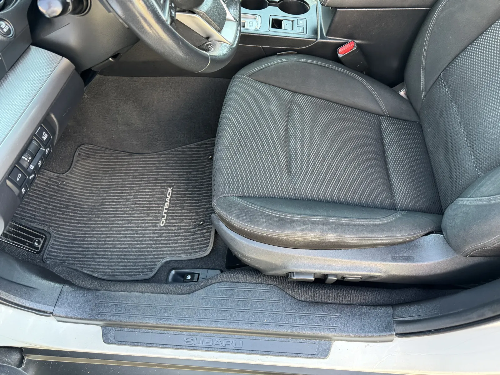 Subaru Outback photo 11