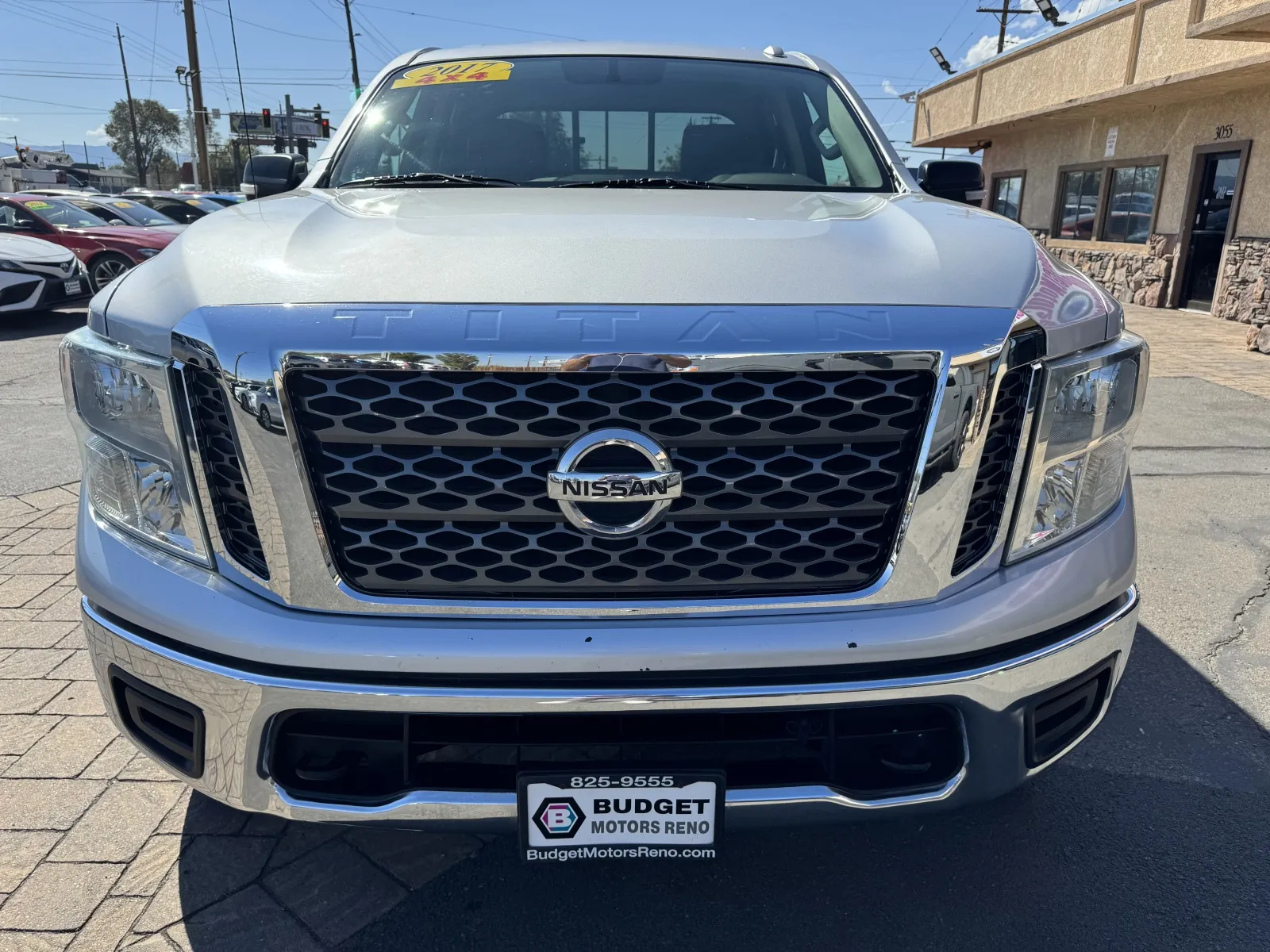 Nissan Titan photo 7