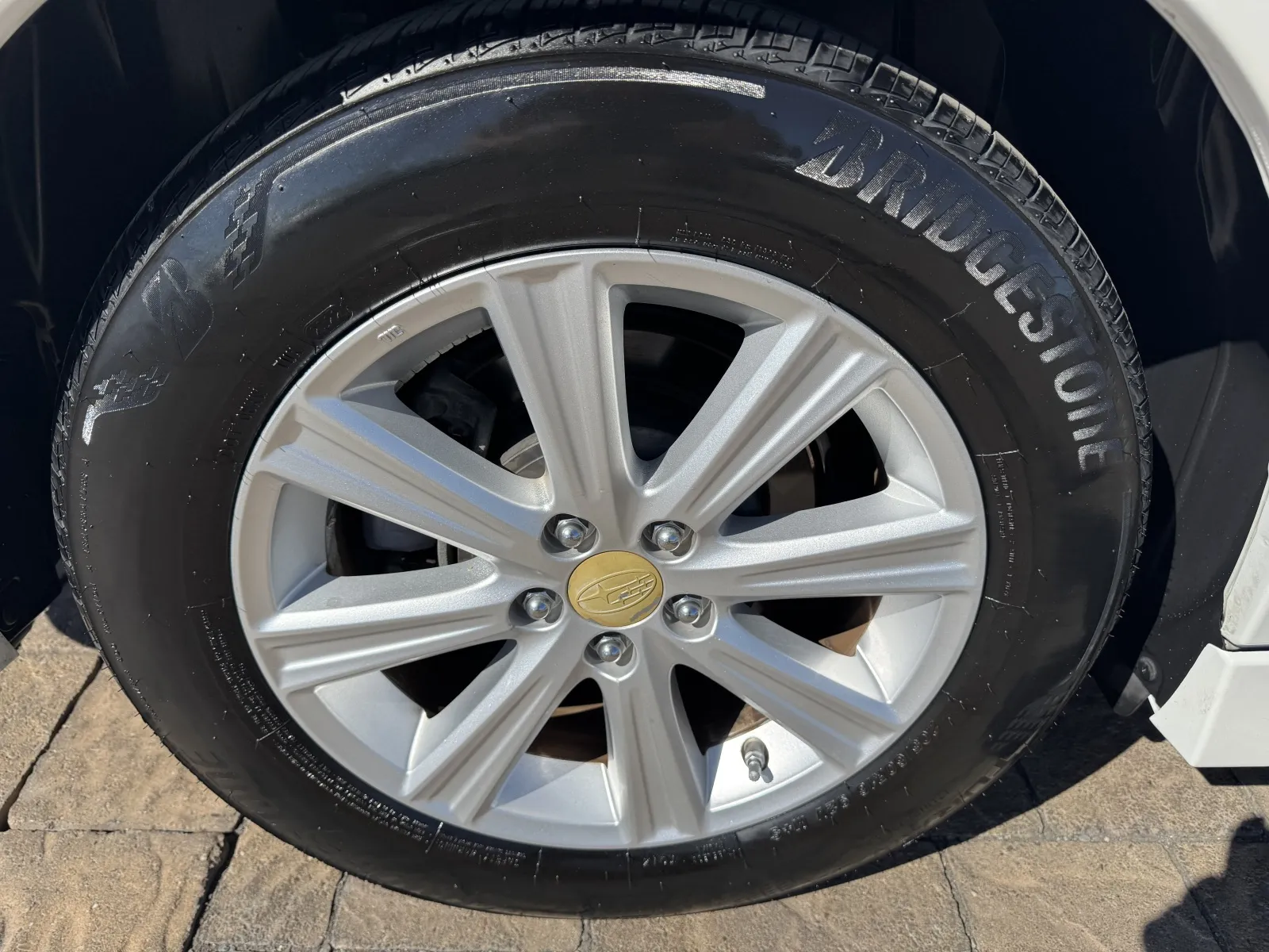 Subaru Legacy photo 13