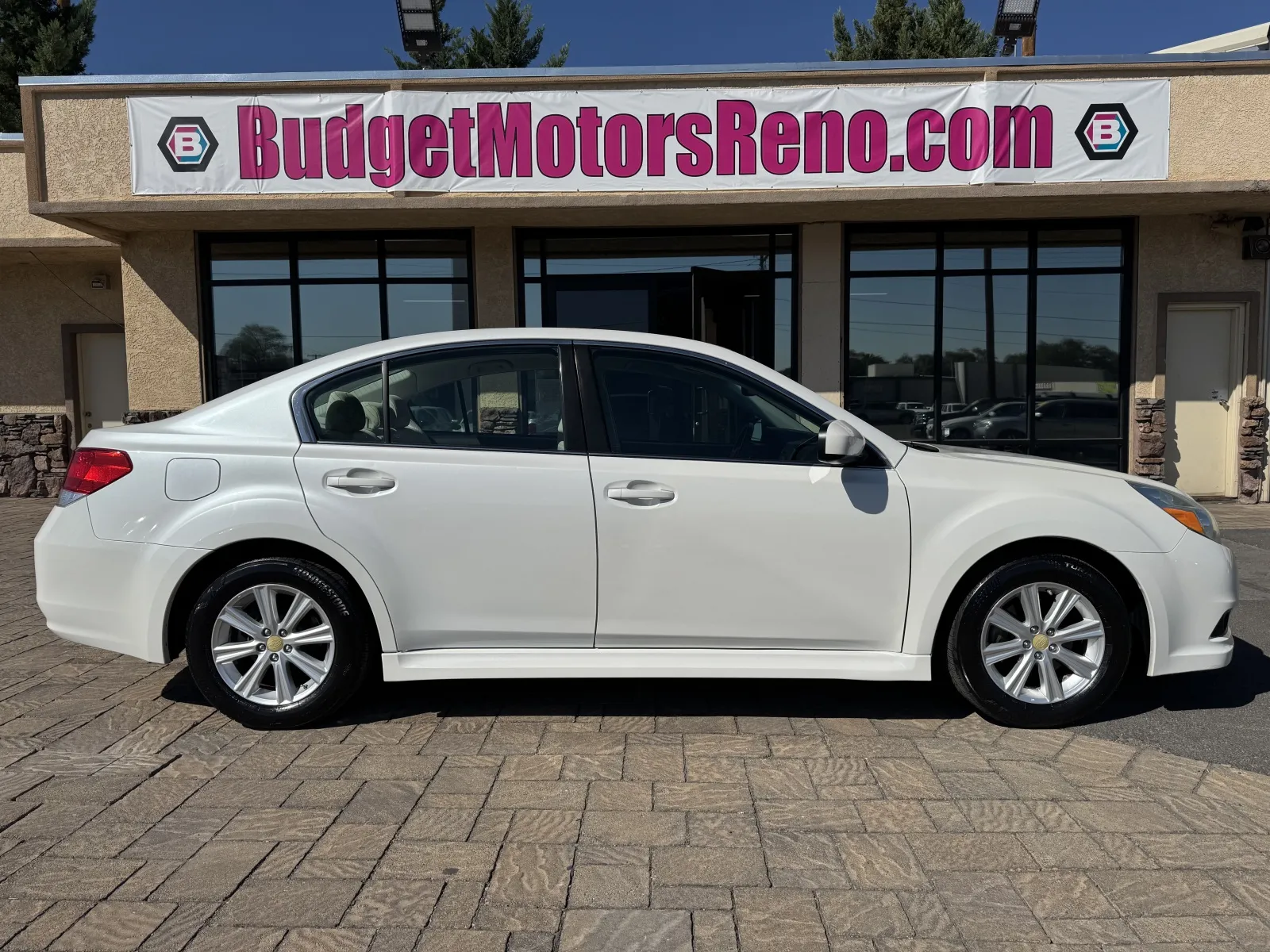 White 2011 Subaru Legacy 2.5i Premium for sale in Reno, NV