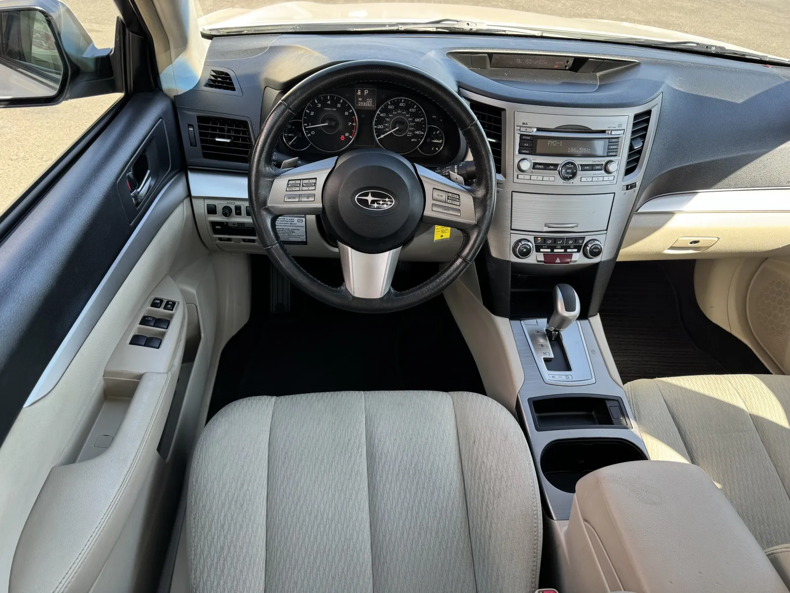 Subaru Legacy photo 17