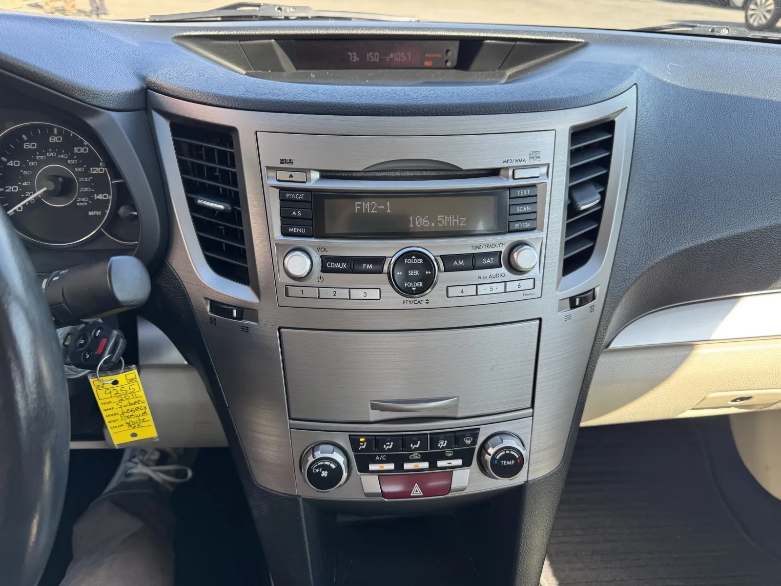 Subaru Legacy photo 25