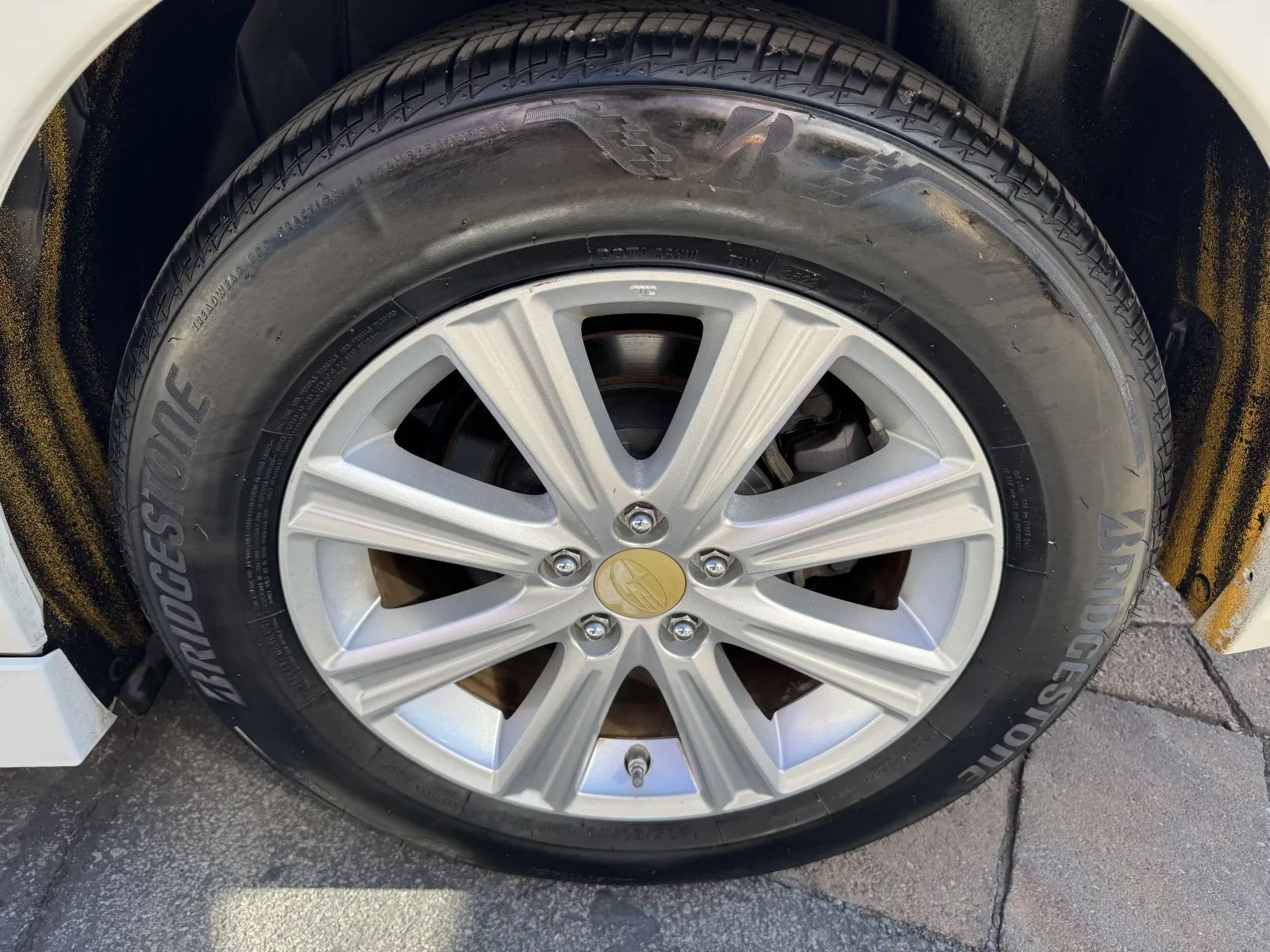Subaru Legacy photo 11