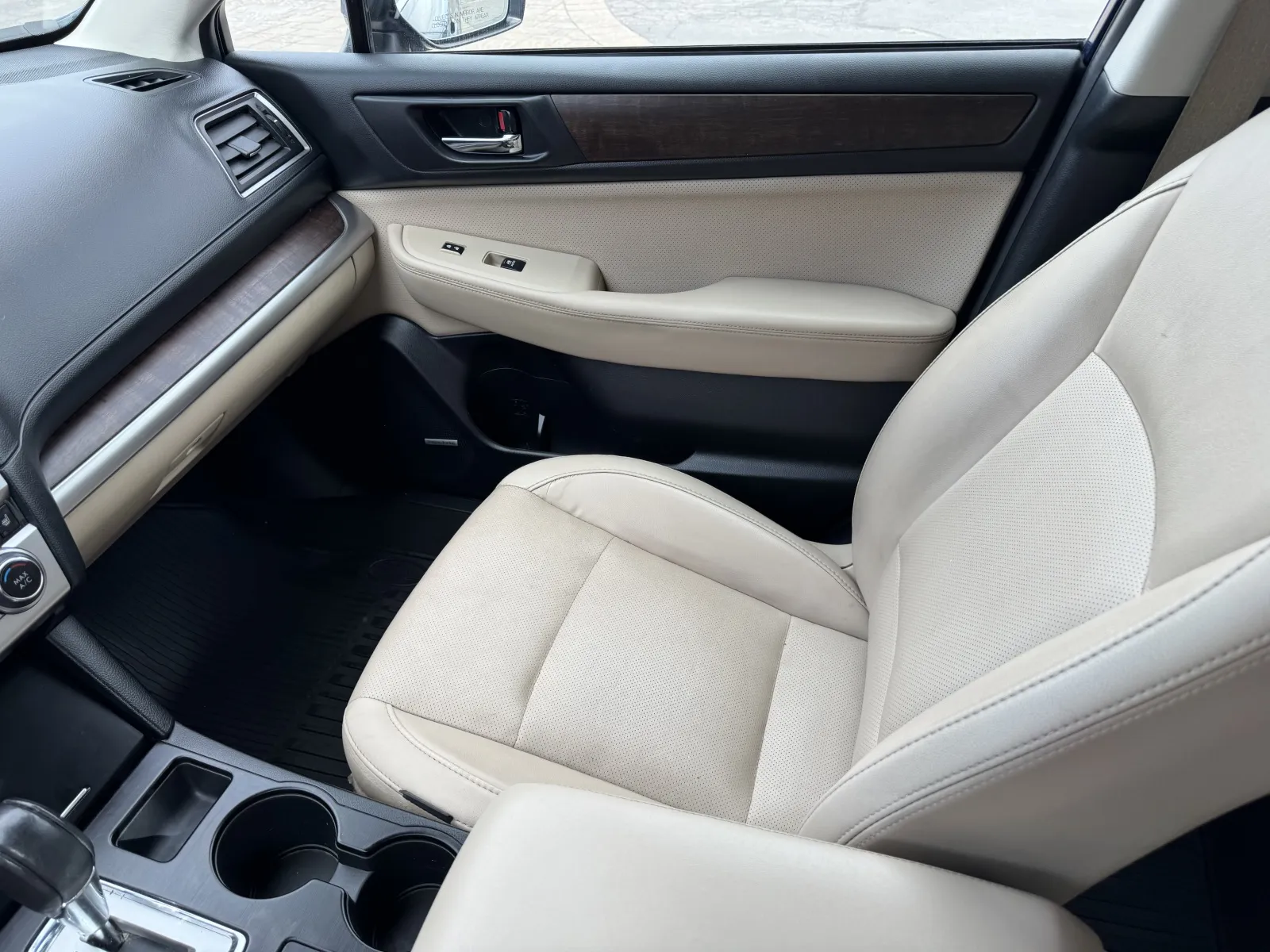 Subaru Outback photo 33