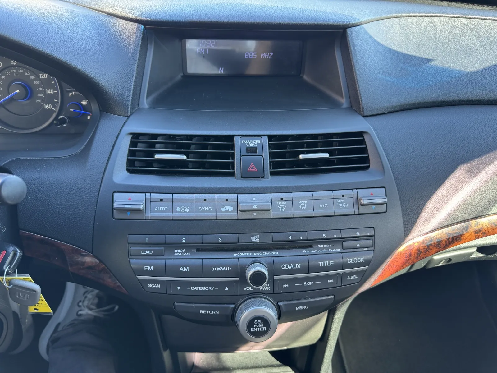 Honda Accord Crosstour photo 19