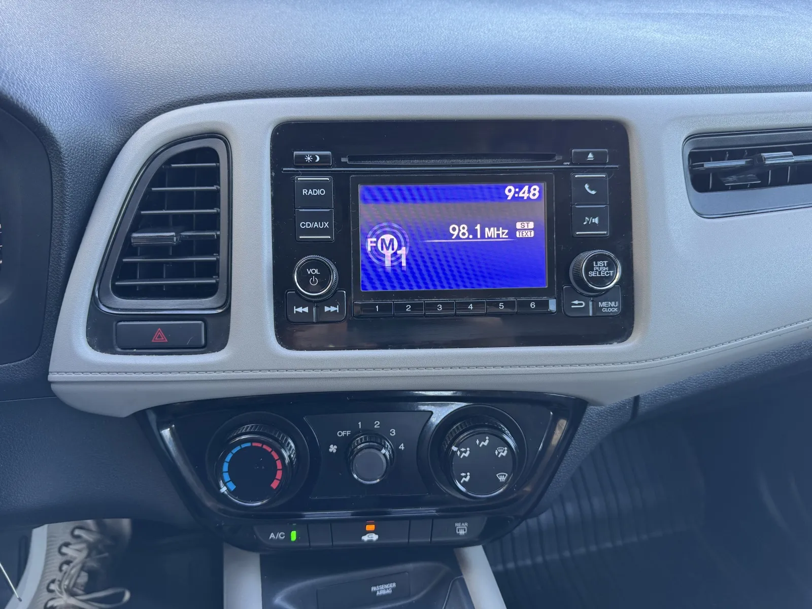 Honda HR-V photo 16