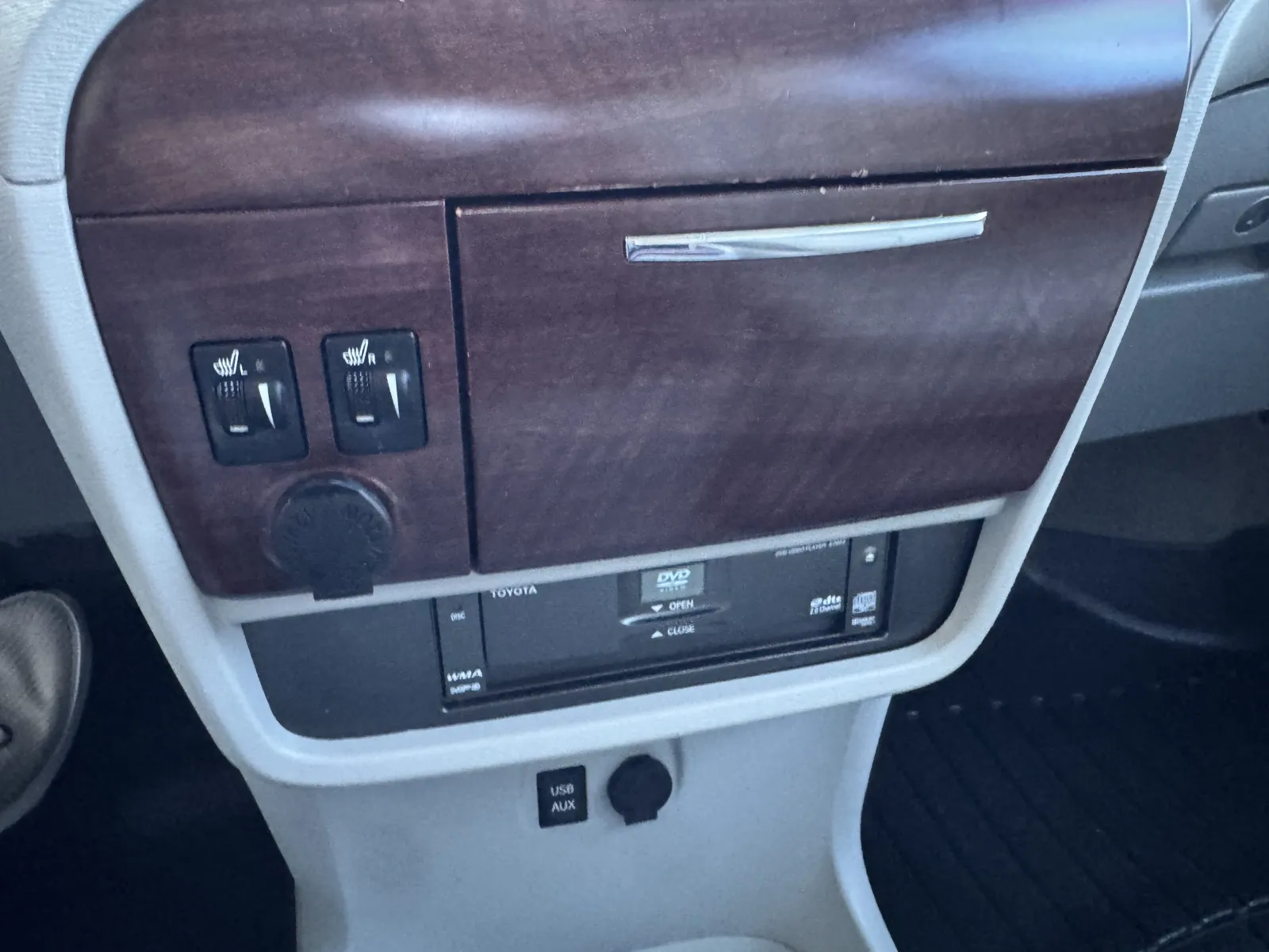 Toyota Sienna photo 20