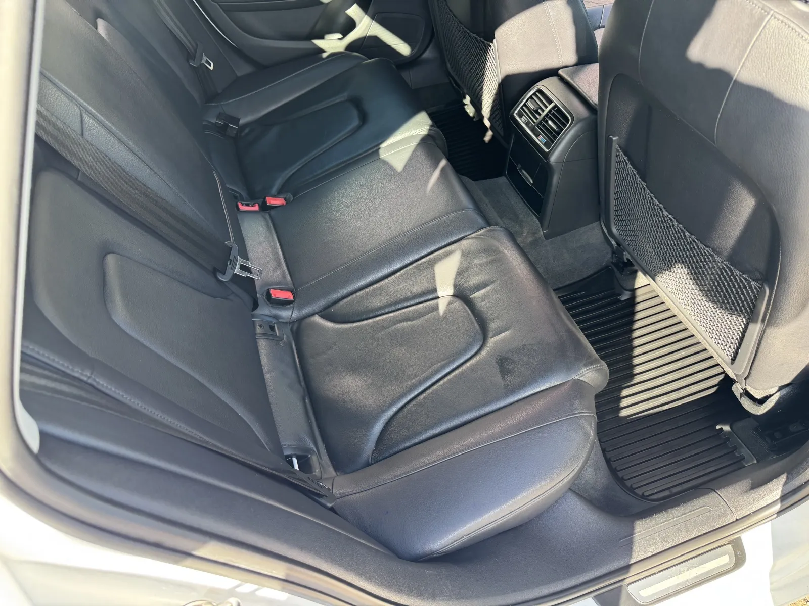 Audi A4 photo 34