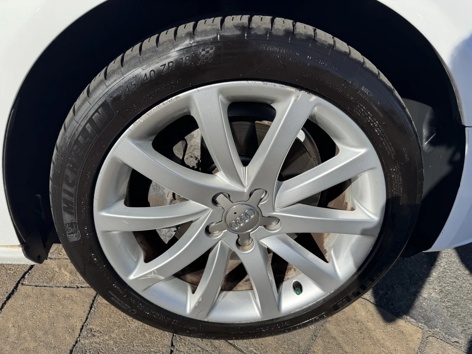 Audi A4 photo 15