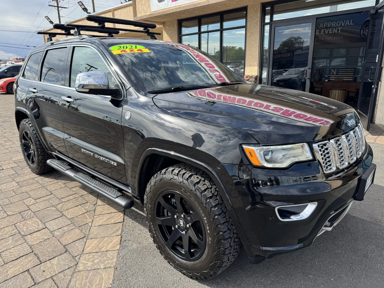 Jeep Grand Cherokee photo 8