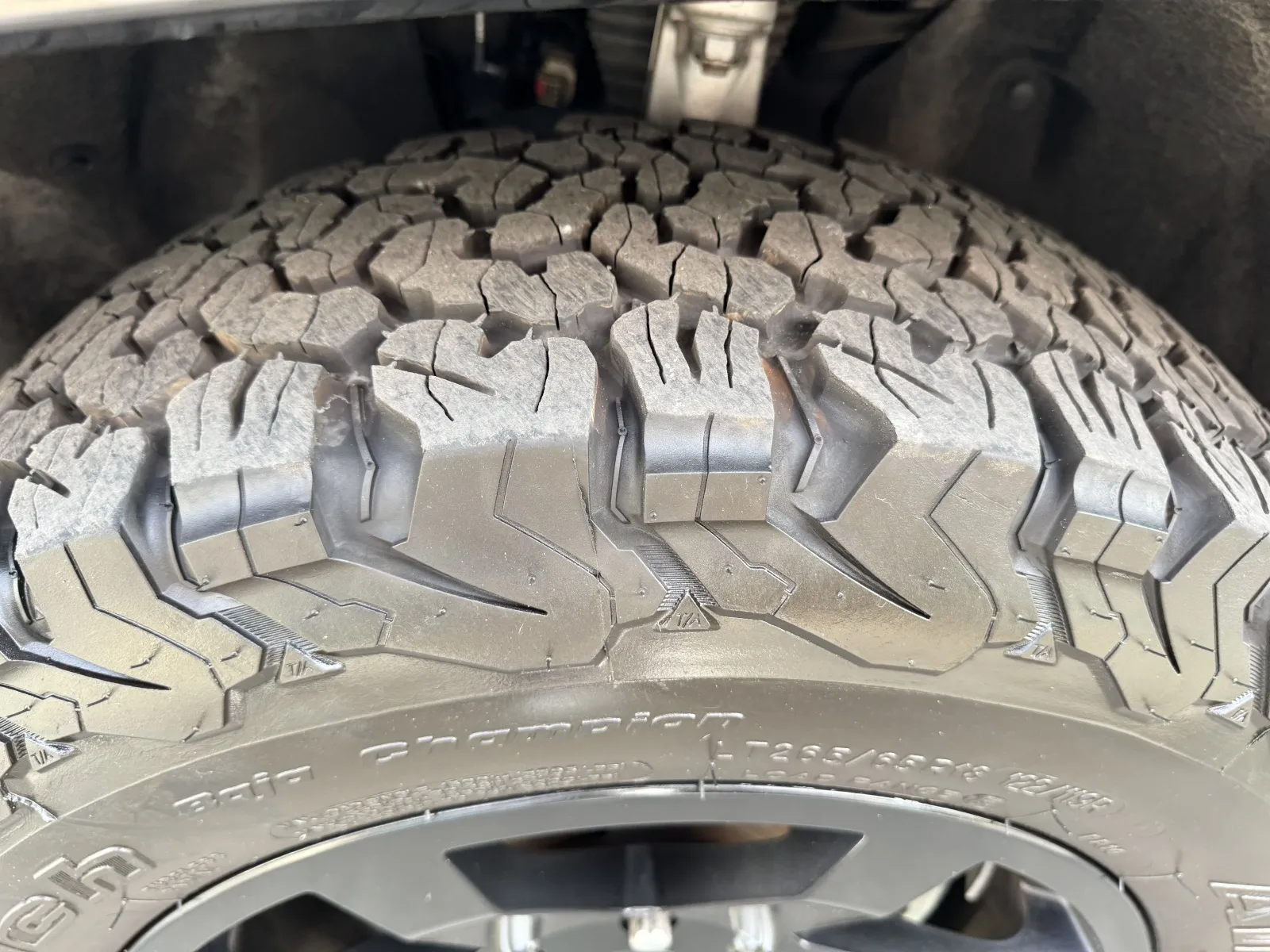 Jeep Grand Cherokee photo 16
